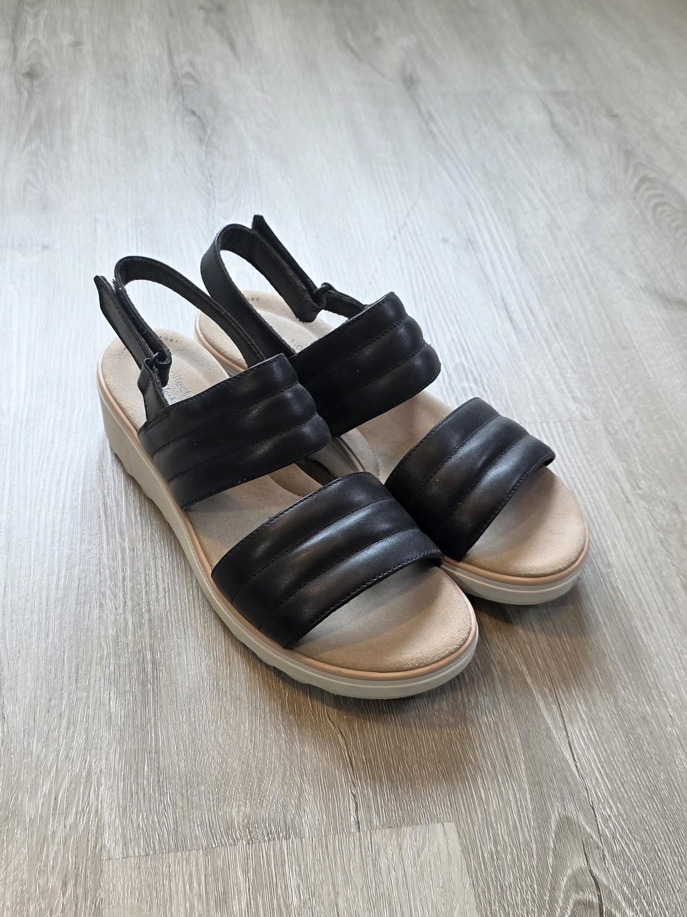 Clarks Ultimate Comfort Collection Open Toe Cork Wedge Black Sandals Women’s 10